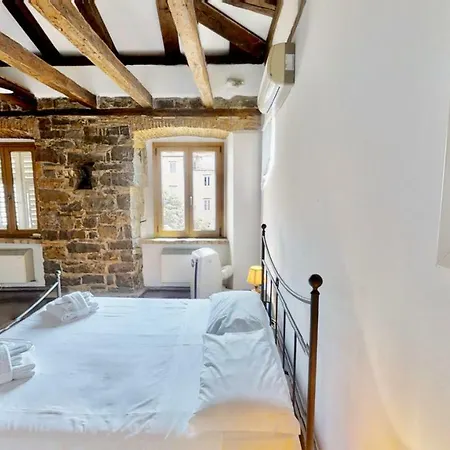 Apartment Triestevillas Brand New Attic - Old Town Trieste