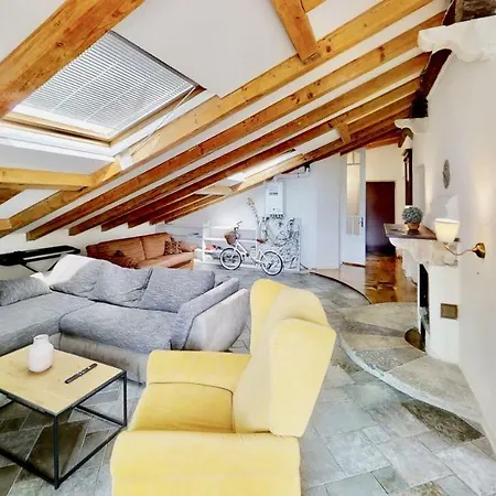 Triestevillas Brand New Attic - Old Town